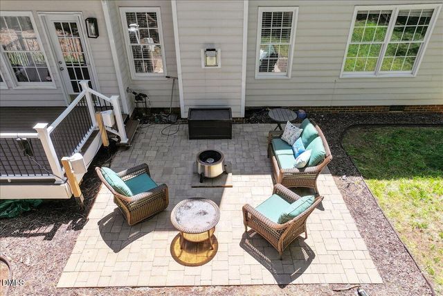 100 Mcnaughton Court, Garner, NC 27529