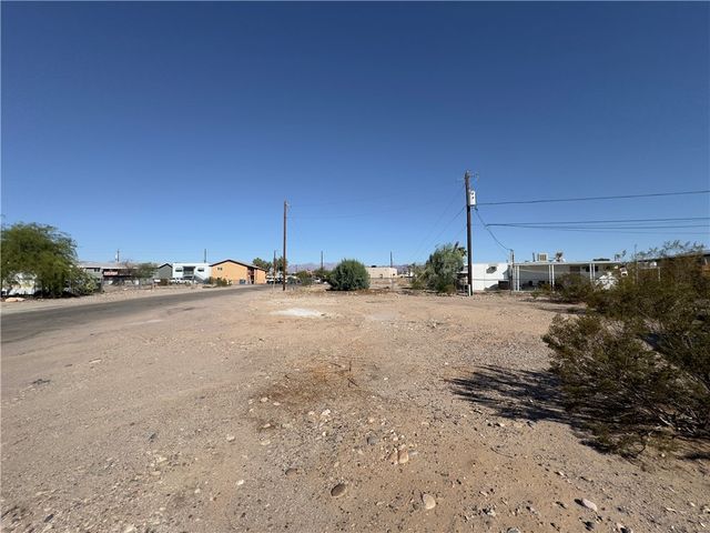1790 Rio Grande Way, Bullhead City, AZ 86442