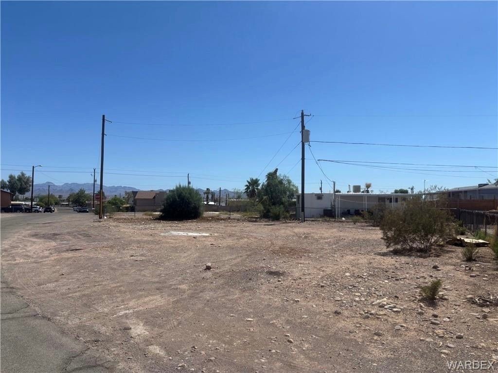 1790 Rio Grande Way, Bullhead City, AZ 86442