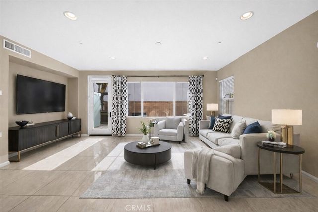 783 Gatun Street 245, San Pedro, CA 90731