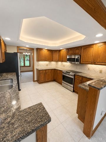 8782 Cottonwood Place, Springboro, OH 45066