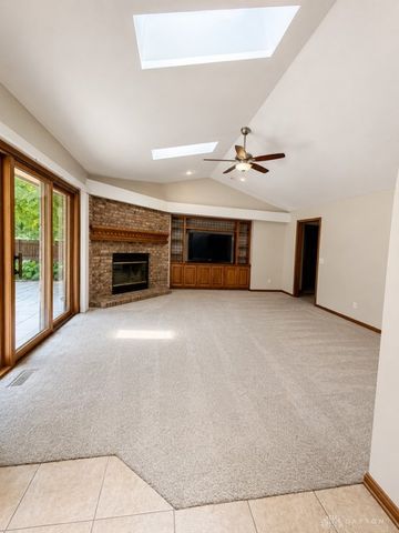 8782 Cottonwood Place, Springboro, OH 45066