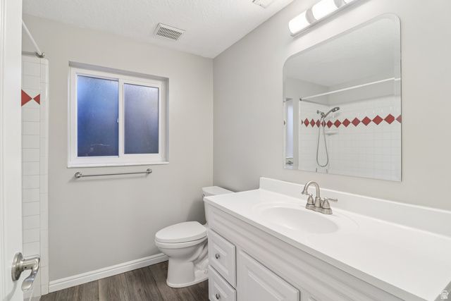 4164 S 2400 W, Roy, UT 84067