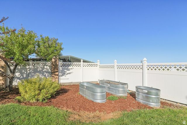 4164 S 2400 W, Roy, UT 84067