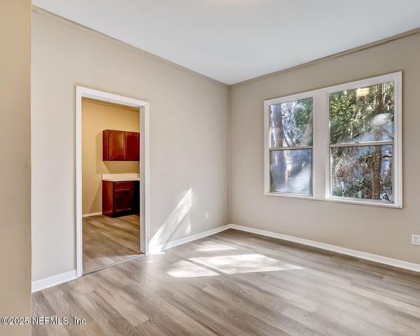 8951 6TH Avenue, Jacksonville, FL 32208