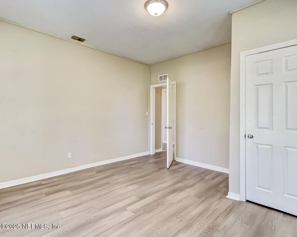 8951 6TH Avenue, Jacksonville, FL 32208