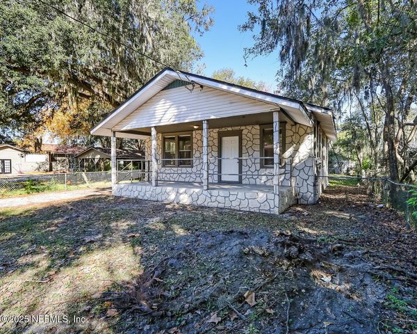 8951 6TH Avenue, Jacksonville, FL 32208
