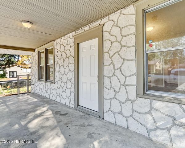 8951 6TH Avenue, Jacksonville, FL 32208