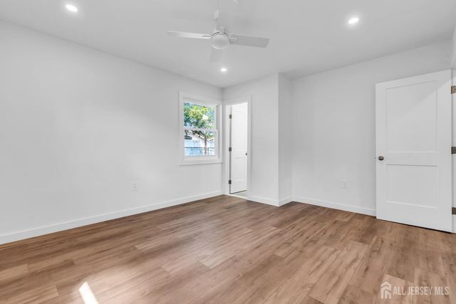 19 Inwood Avenue, Monroe, NJ 08831