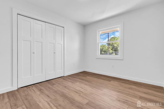 19 Inwood Avenue, Monroe, NJ 08831