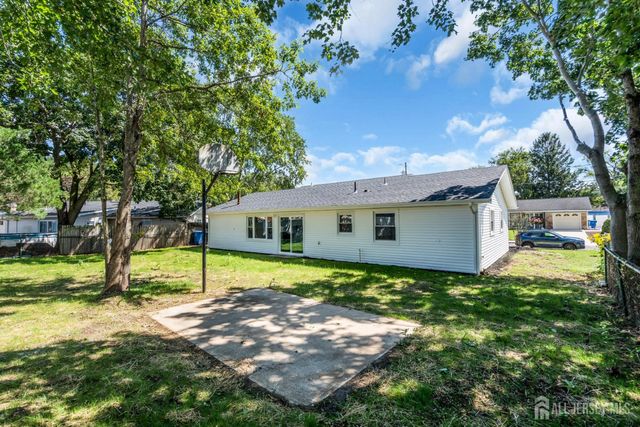 19 Inwood Avenue, Monroe, NJ 08831