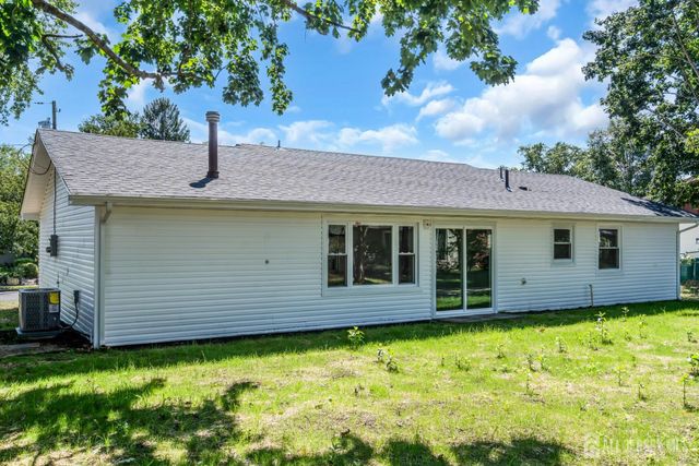 19 Inwood Avenue, Monroe, NJ 08831