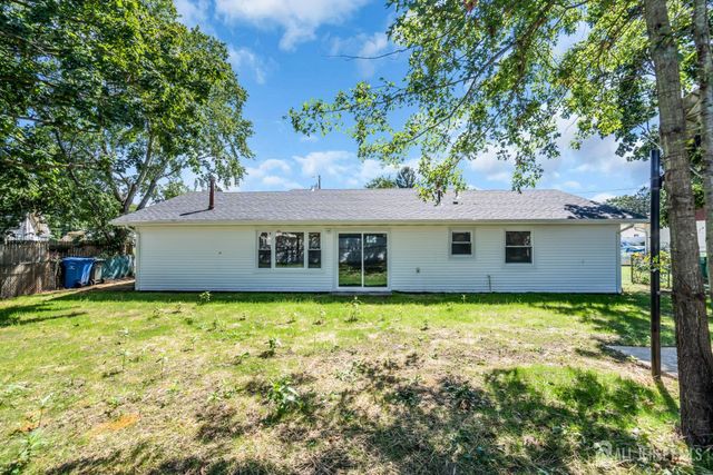 19 Inwood Avenue, Monroe, NJ 08831