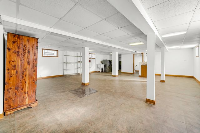 13529 S Burley Avenue, Chicago, IL 60633