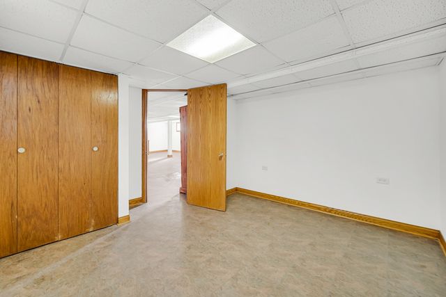 13529 S Burley Avenue, Chicago, IL 60633