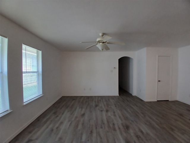 13657 Biggs Street 13655, Dallas, TX 75253