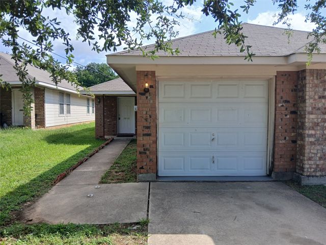 13657 Biggs Street 13655, Dallas, TX 75253