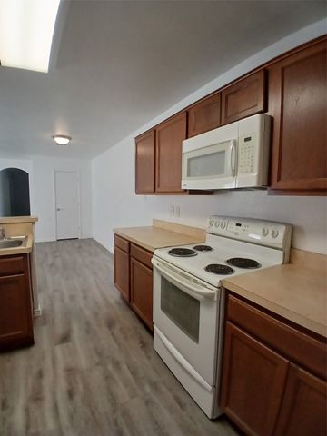 13657 Biggs Street 13655, Dallas, TX 75253