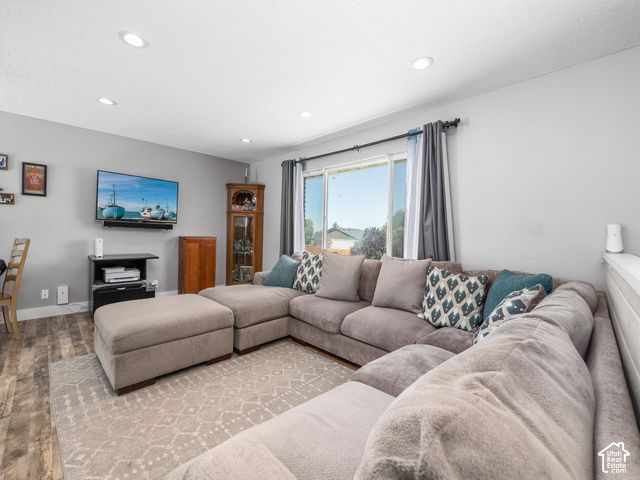7379 W WESTPARK AVE, Magna, UT 84044