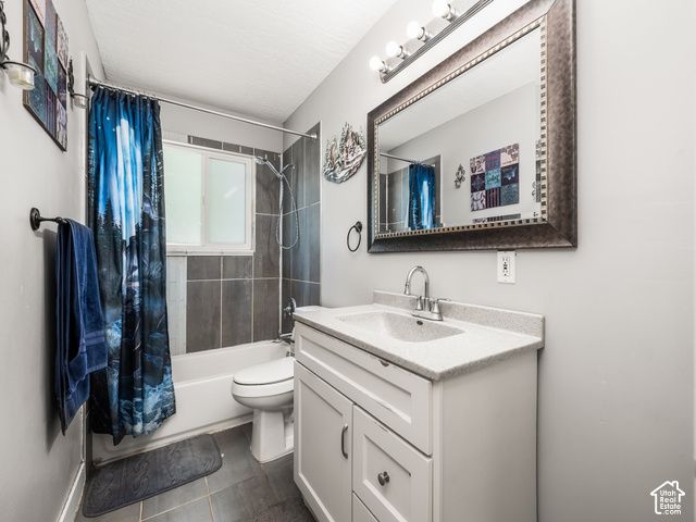7379 W WESTPARK AVE, Magna, UT 84044