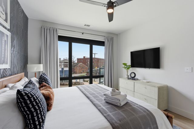 303 31st Ave N Apt 209, Nashville, TN 37203