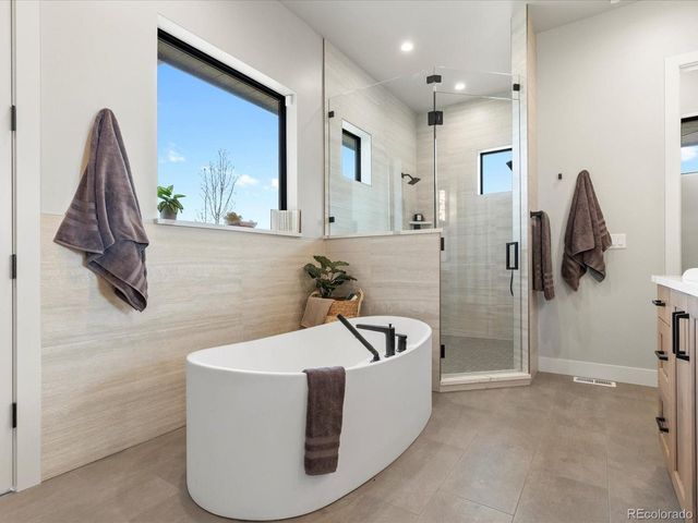 3650 Tall Grass Ct, Timnath, CO 80547