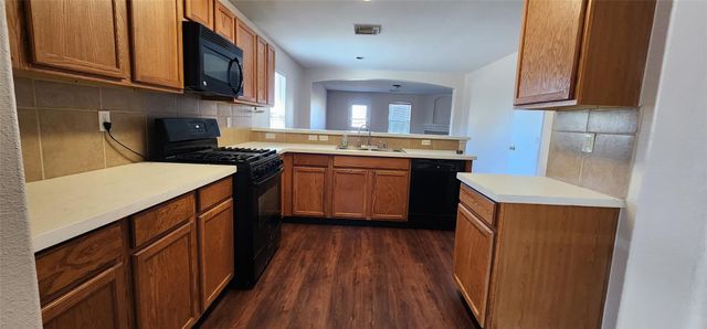 315 Sunset Colony Drive, Rosharon, TX 77583