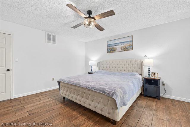 1500 N 13th Street, Van Buren, AR 72956