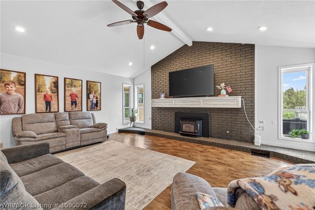1500 N 13th Street, Van Buren, AR 72956