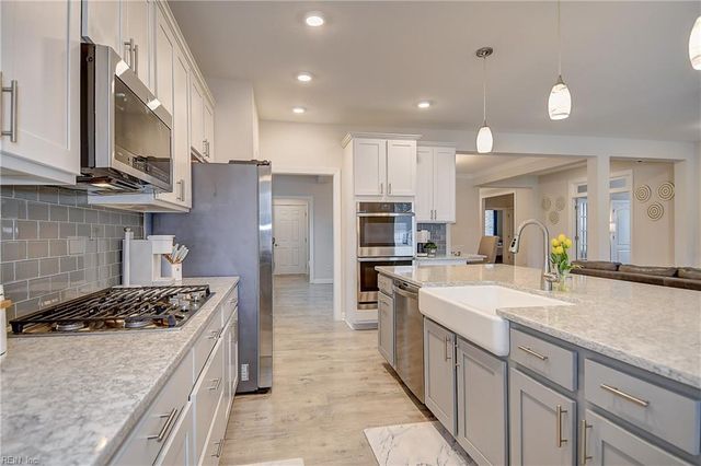 1042 Egret LN, Suffolk, VA 23434