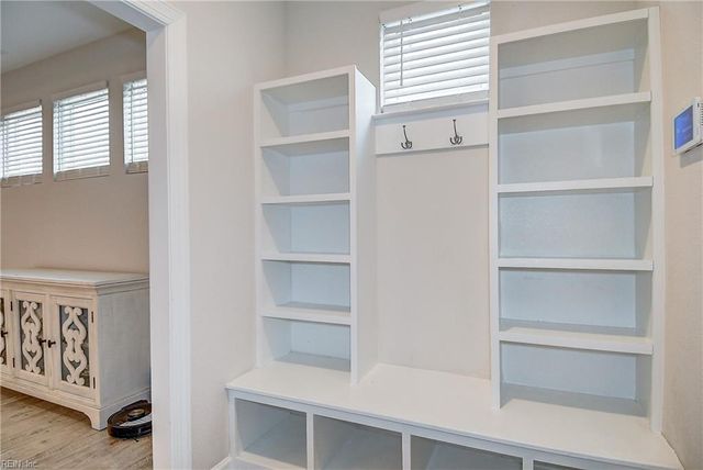 1042 Egret LN, Suffolk, VA 23434