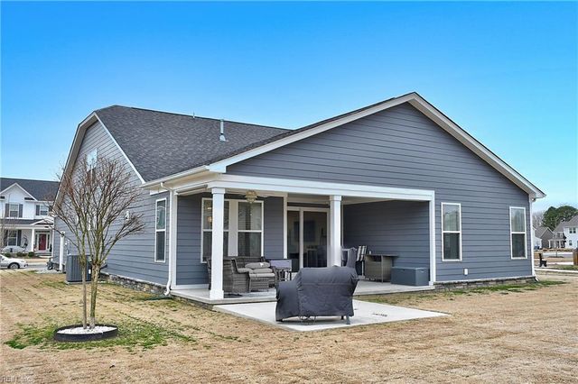 1042 Egret LN, Suffolk, VA 23434