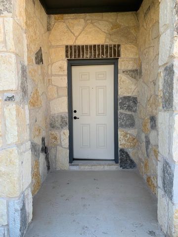 368 Rend DR, Leander, TX 78641