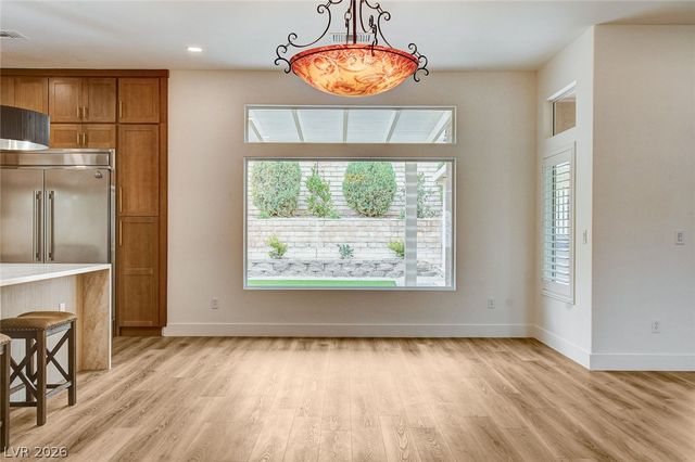 2621 Hanging Rock Drive, Las Vegas, NV 89134