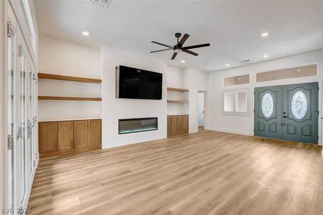 2621 Hanging Rock Drive, Las Vegas, NV 89134