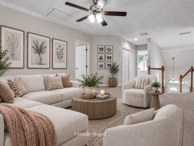 2216 Reverchon Drive, Arlington, TX 76017