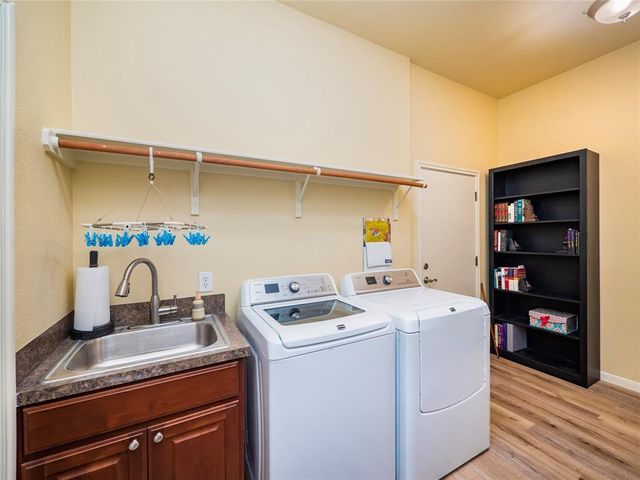 3805 Longhorn Acres ST, Cedar Park, TX 78613
