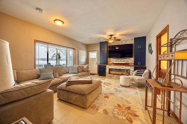 33332 Lone Pine Drive, Browerville, MN 56438