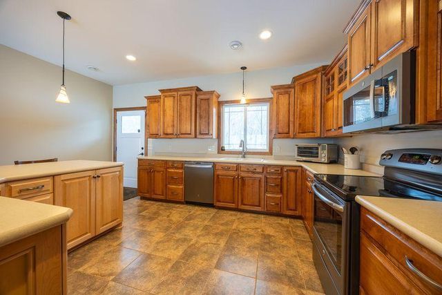 33332 Lone Pine Drive, Browerville, MN 56438