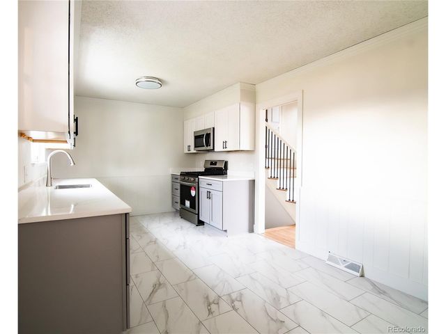 12362 W 60th Pl, Arvada, CO 80004