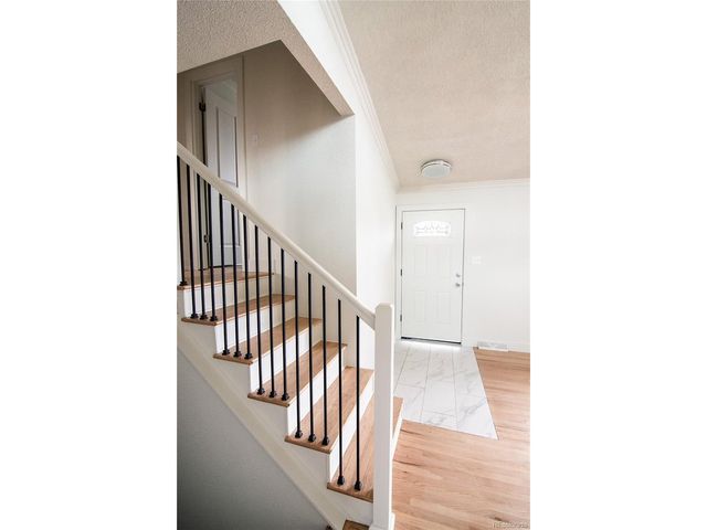 12362 W 60th Pl, Arvada, CO 80004