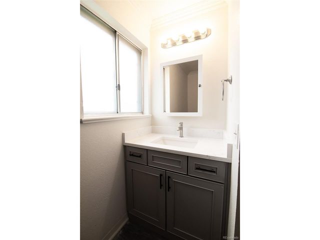 12362 W 60th Pl, Arvada, CO 80004