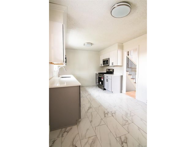 12362 W 60th Pl, Arvada, CO 80004