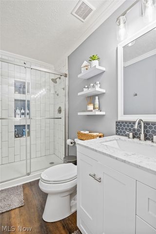 106 Pebble Court, Berea, OH 44017