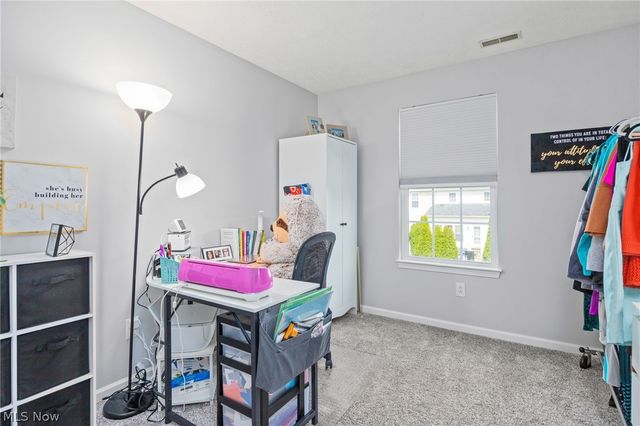 106 Pebble Court, Berea, OH 44017