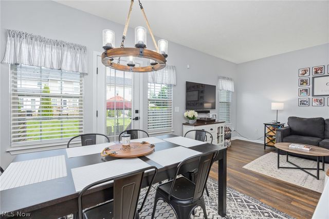 106 Pebble Court, Berea, OH 44017