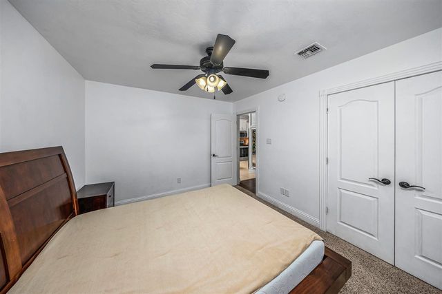 18 NE Summerwood Dr, Elgin, OK 73538