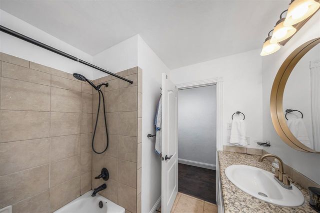 18 NE Summerwood Dr, Elgin, OK 73538