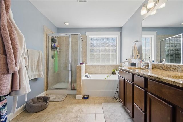 605 Robert Frost RD, Chesapeake, VA 23323