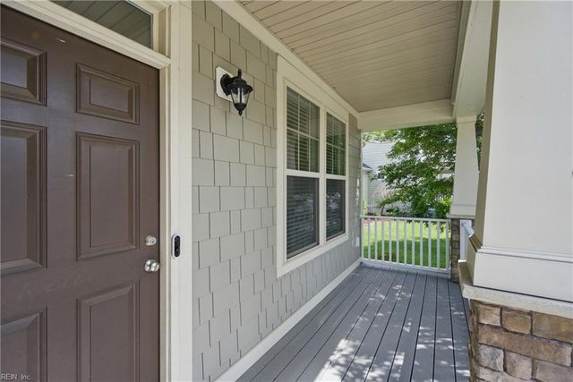 605 Robert Frost RD, Chesapeake, VA 23323